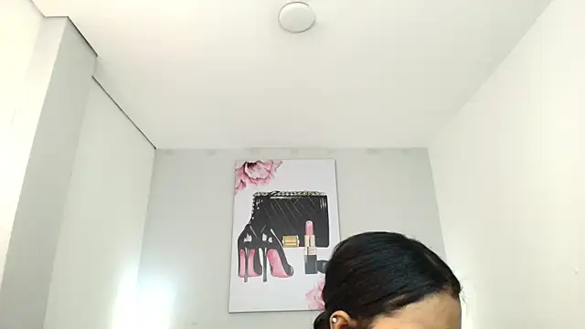 Milu carbajal x online show from December 2025 08:27:01 PM