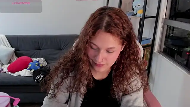 Snapshot of iam_Nikki chatting on April 2026 02:40:02 AM iam Nikki online show from April 2026 02:40:02 AM