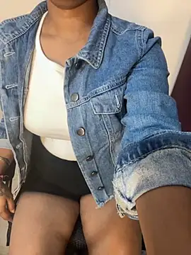 Lilly islive online show from November 2025 04:11:02 PM