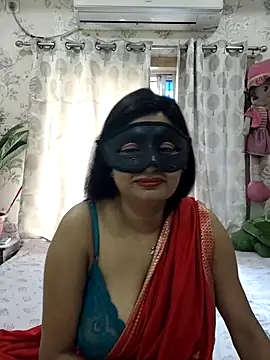 Cute-richa1 online show from April 2026 05:07:02 AM