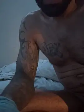 CarlosStillBig online show from February 2026 04:09:01 AM
