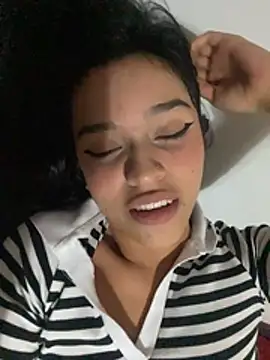 LiilithStonne online show from November 2025 02:45:02 AM