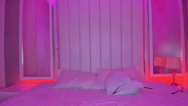 Kendall curves online show from March 2026 10:53:01 PM