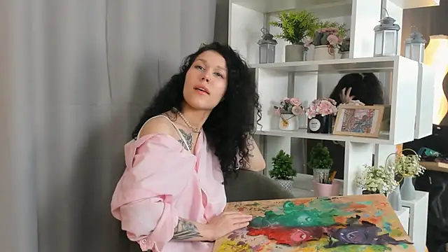 Snapshot of TerrieHerimann chatting on November 2025 02:43:02 PM TerrieHerimann online show from November 2025 02:43:02 PM