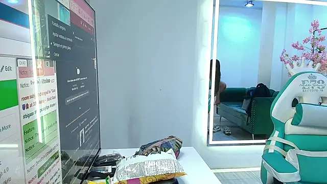 Gemma bellini online show from December 2025 07:33:02 PM