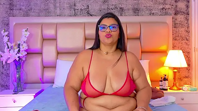 SelennaCooper online show from March 2026 11:47:01 AM