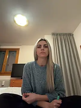 feliciafelon online show from February 2026 08:49:01 PM