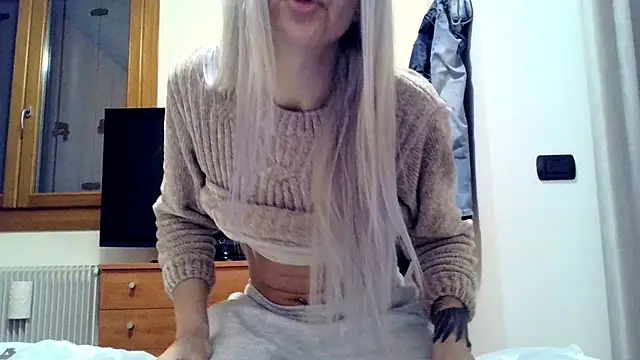 feliciafelon online show from March 2026 05:52:01 PM