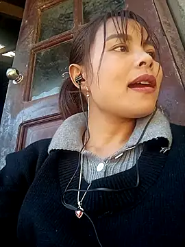 mon1-day online show from February 2026 06:47:01 AM