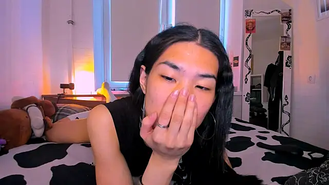 asiancvnttt online show from April 2026 03:37:02 PM