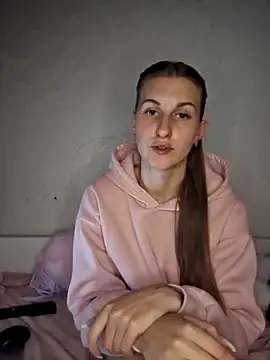 Snapshot of carolinakis_ chatting on February 2026 09:07:01 PM carolinakis online show from February 2026 09:07:01 PM