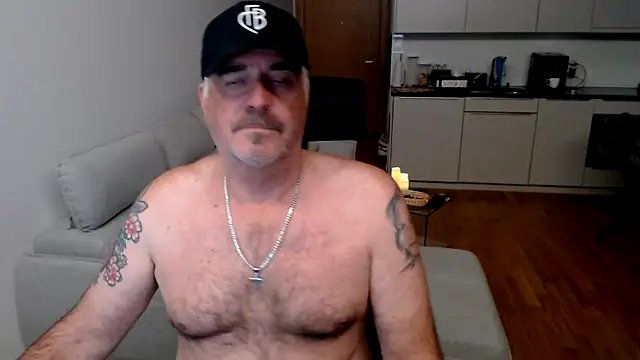 Buidapest online show from November 2025 09:19:02 PM