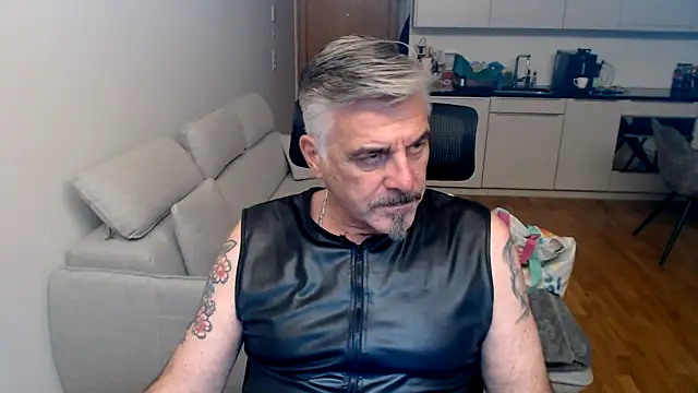 Buidapest online show from February 2026 10:39:01 PM