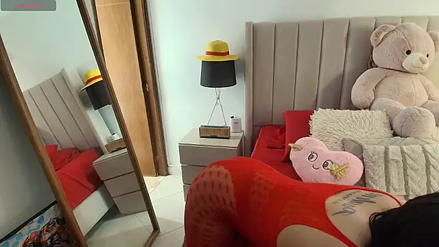 Emyii  online show from February 2026 02:13:02 PM