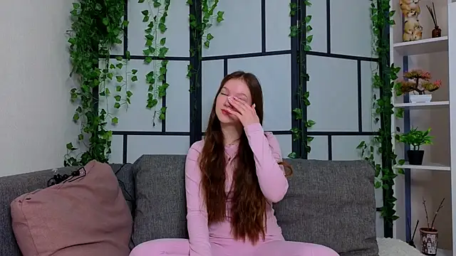 MelvinaEbner online show from February 2026 07:45:02 AM