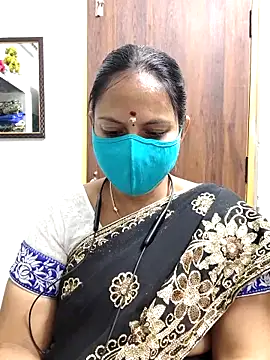 Queen-Neha online show from March 2026 01:26:02 PM