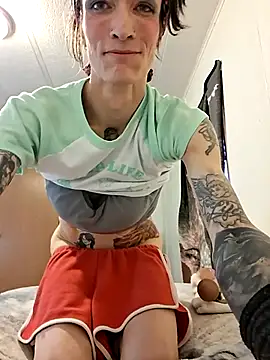 MaitressePomme3 online show from November 2025 01:25:02 PM