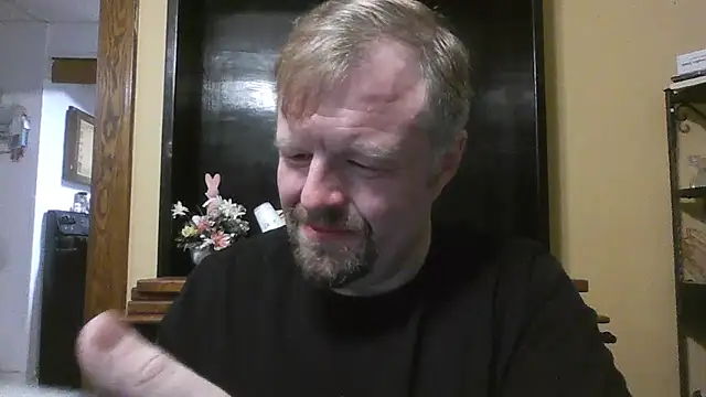 Snapshot of TheOneDonShaun chatting on April 2026 02:54:01 AM TheOneDonShaun online show from April 2026 02:54:01 AM