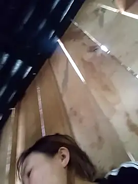 Lee-Thee online show from December 2025 02:50:01 AM