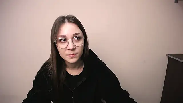 MillaTems  online show from November 2025 10:03:02 AM