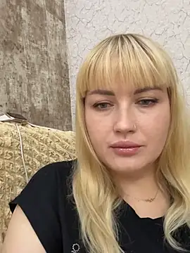 AnaIceX online show from November 2025 08:41:02 PM