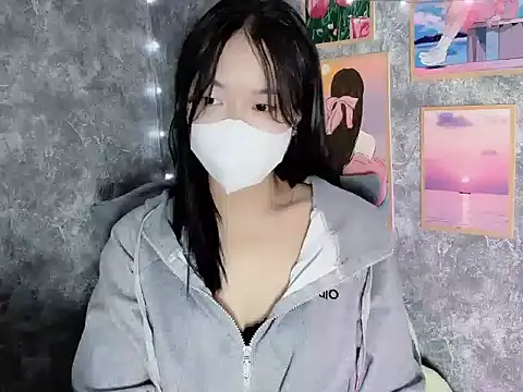 Hellen2999 online show from December 2025 01:33:02 AM