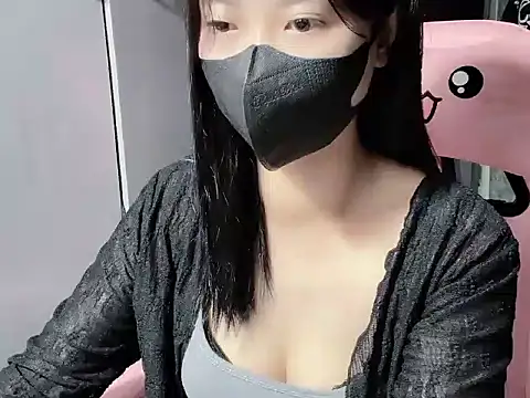 Hellen2999 online show from December 2025 02:28:02 AM