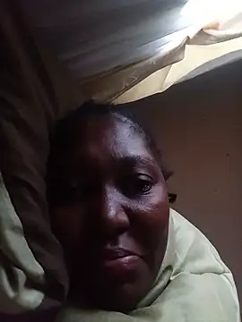 Snapshot of NOMPUNYELO chatting on July 2026 05:21:02 AM NOMPUNYELO online show from July 2026 05:21:02 AM