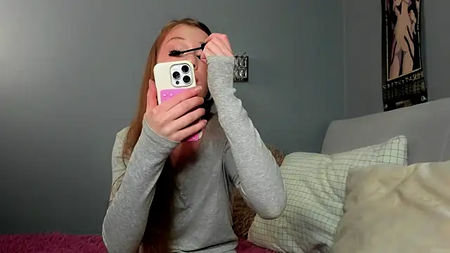 KarieBowery online show from February 2026 08:01:01 PM