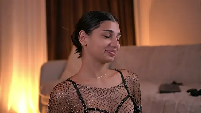 LuvCaprice online show from June 2026 12:42:02 PM