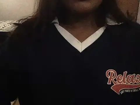 Snapshot of raveena_hot chatting on May 2026 12:47:02 PM raveena hot online show from May 2026 12:47:02 PM