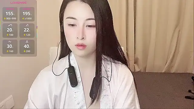 Snapshot of little-monster chatting on December 2025 09:29:02 AM little-monster online show from December 2025 09:29:02 AM