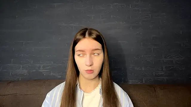 CindaWinn online show from November 2025 08:03:02 AM