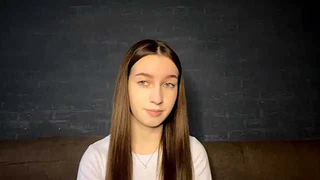 CindaWinn online show from November 2025 08:03:01 AM