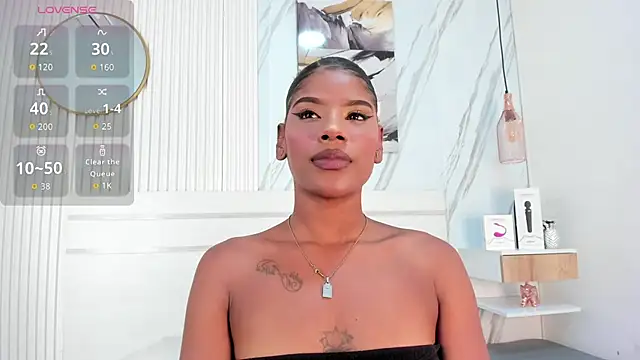 Afro Luna online show from November 2025 11:42:01 AM