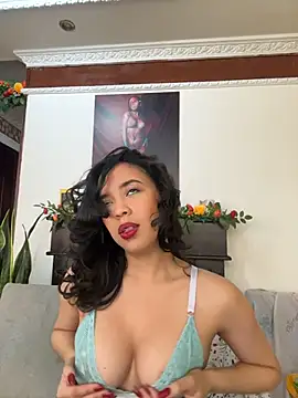 Snapshot of Esmerald_1111 chatting on June 2026 12:57:02 PM Esmerald 1111 online show from June 2026 12:57:02 PM