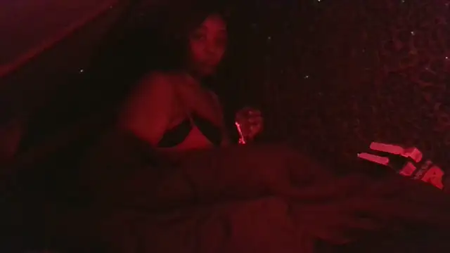 VenezuelaLuxeNoir online show from December 2025 07:59:01 AM