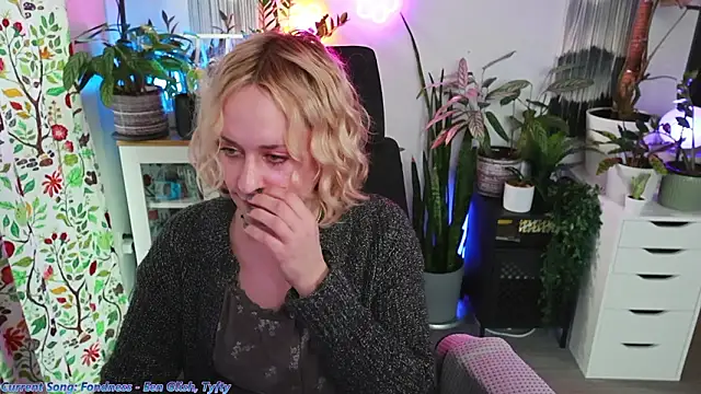 Snapshot of xzoeyryanx chatting on February 2026 07:22:01 PM xzoeyryanx online show from February 2026 07:22:01 PM