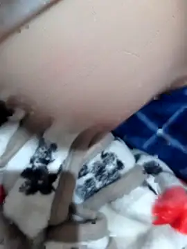 Snapshot of fati35flou chatting on December 2025 06:48:02 PM fati35flou online show from December 2025 06:48:02 PM