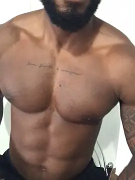 Nicolau 25 online show from November 2025 08:03:01 PM