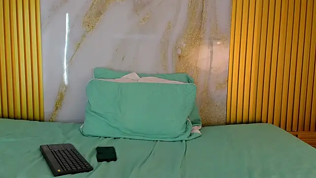 nathaly matheo online show from January 2026 12:29:01 PM