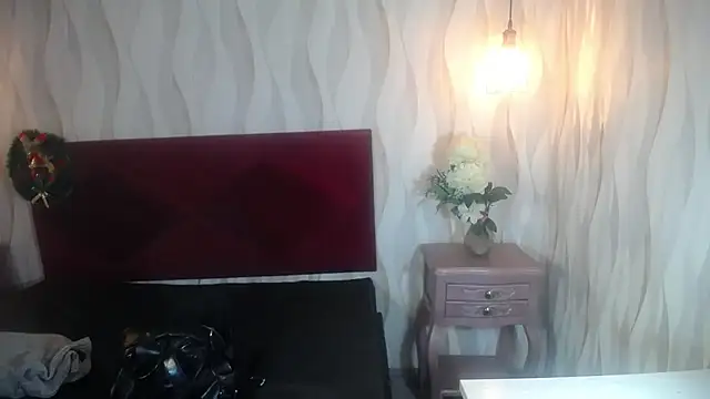 danna garza online show from December 2025 04:41:01 AM