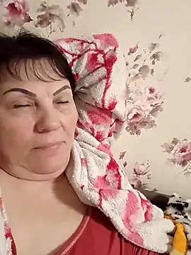 OliviaaSkyy online show from April 2026 08:33:01 PM