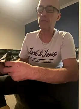 grant38com online show from November 2025 12:48:02 PM