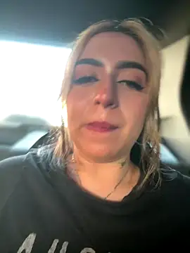 VeloraVyxen  online show from November 2025 09:03:02 PM