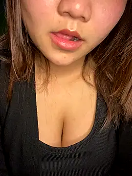 Snapshot of Sunset-yll chatting on January 2026 07:56:02 AM Sunset-yll online show from January 2026 07:56:02 AM