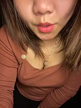 Snapshot of Sunset-yll chatting on February 2026 10:25:02 PM Sunset-yll online show from February 2026 10:25:02 PM