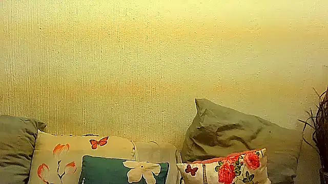 BrunetteNaomi8 online show from July 2026 08:33:02 PM