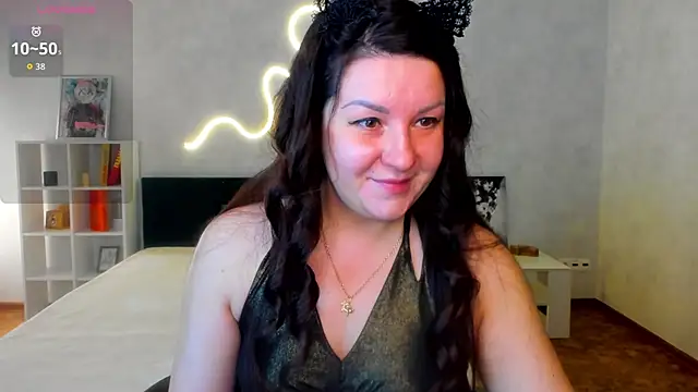 Snapshot of still__her chatting on December 2025 01:22:02 AM still her online show from December 2025 01:22:02 AM