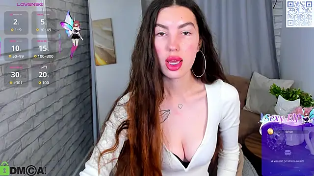 LiraRevery online show from December 2025 11:11:01 PM